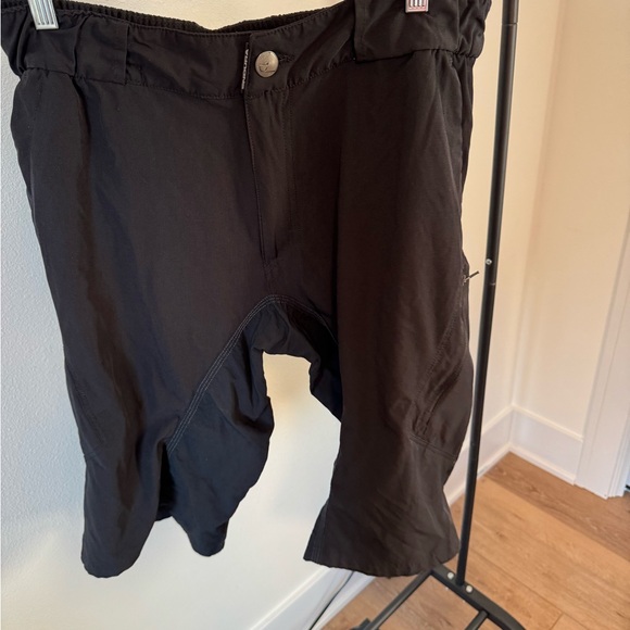 endura Other - MENS ENDURA HUMMVEE LITE CYCLE SHORTS SIZE LARGE